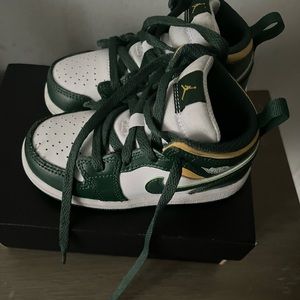 Jordan 1’s like new